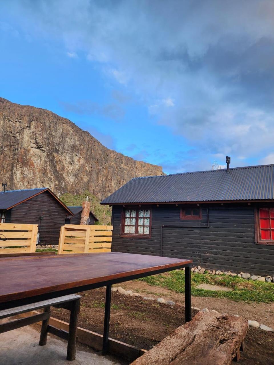 Hostel Cerro Torres El Chalten Buitenkant foto